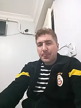 mert0359 online show from April 4, 9:45 pm