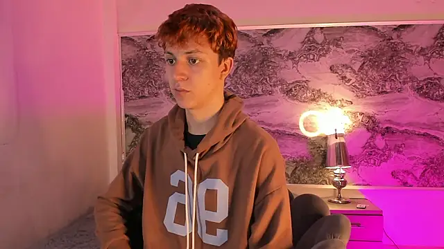 IM DAREN online show from March 12, 3:47 am