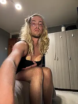 Snapshot of Anna_CDx chatting on October 19, 10:02 pm Anna CDx online show from October 19, 10:02 pm