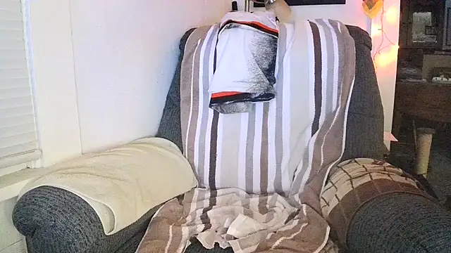 Snapshot of fobabett69 chatting on January 17, 11:59 am fobabett69 online show from January 17, 11:59 am