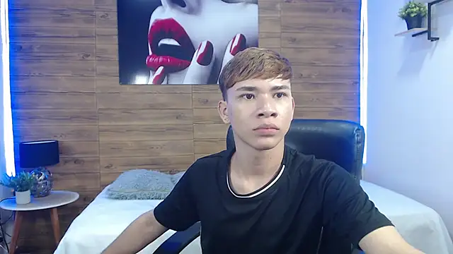 nathanclay online show from March 15, 4:09 am