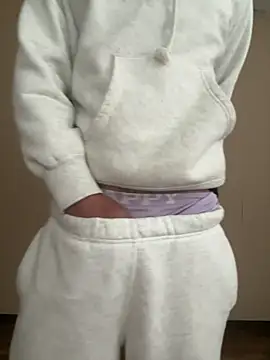 iikangi online show from March 18, 10:24 pm