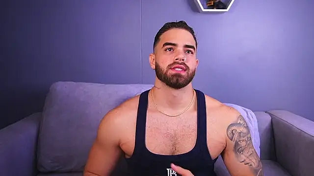 Paul Phoenix online show from December 14, 7:32 pm