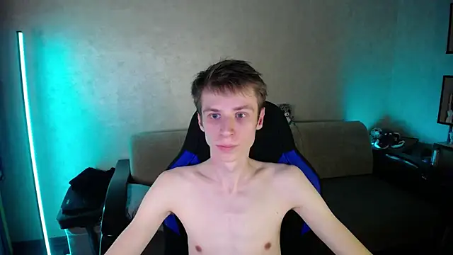 yes cute boy  online show from July 5, 10:17 pm