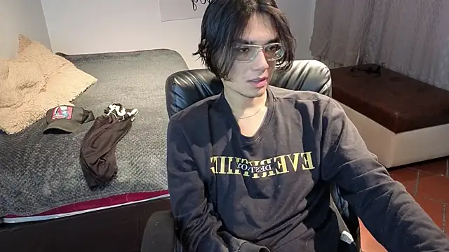 davoxer online show from November 26, 3:42 am