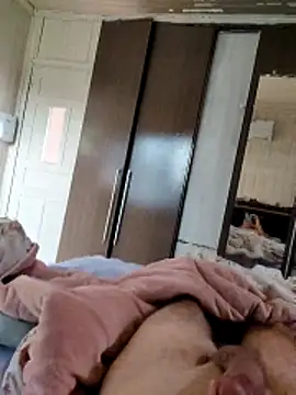 Gustavo198045 online show from February 3, 11:04 am