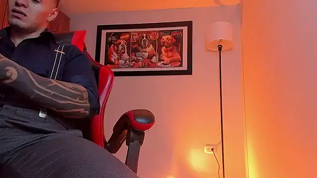 ALPHA DOMINUS  online show from February 21, 4:13 am