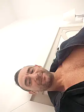 garcia45688 online show from December 13, 9:54 pm