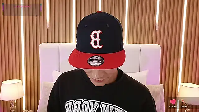 Dulcey  online show from February 19, 4:31 am