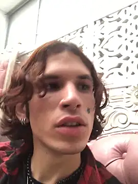 danny rios20 online show from November 14, 6:42 pm