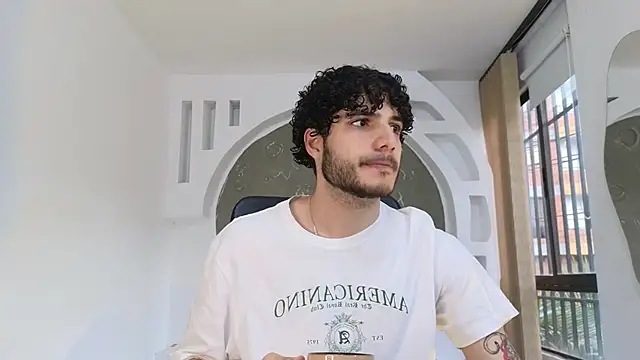 Rafael Mendezz online show from November 4, 8:43 pm