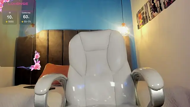 Oscar and dani online show from November 7, 5:11 am