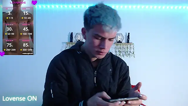 nicktorn online show from April 9, 1:50 pm