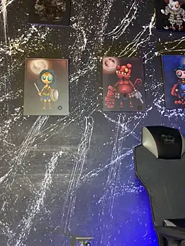 Brycce santos online show from April 25, 1:41 pm