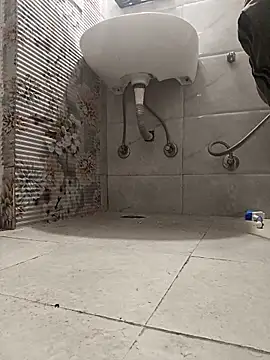 moonflower25 online show from March 9, 11:32 pm