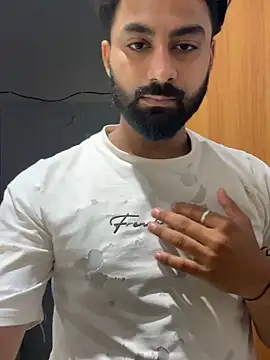 hottestboy03 online show from June 24, 9:34 am
