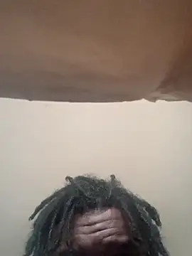 Longthickdick33 online show from March 5, 9:00 pm