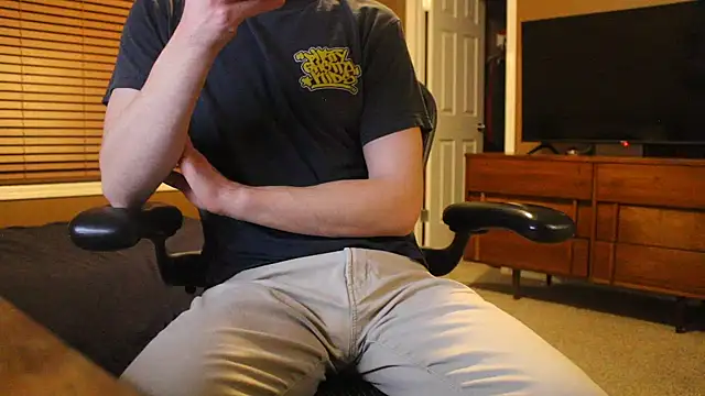 jjjjjfive online show from February 24, 6:47 am