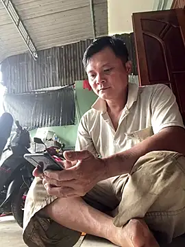 hotboy2x online show from February 27, 3:40 am