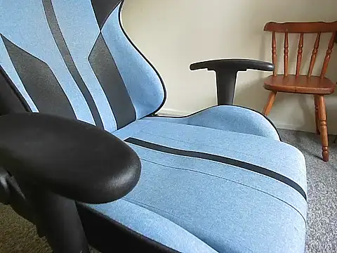 wankywanky online show from October 27, 7:54 am