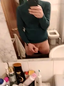 Baldassarre1990 online show from January 10, 11:42 pm