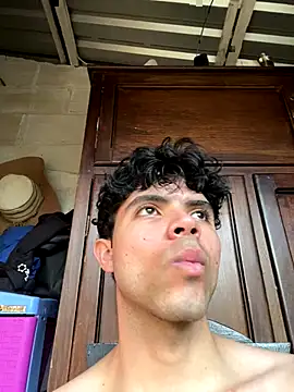 Axel-Mejia online show from December 14, 8:49 pm