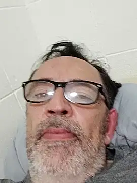 Snapshot of Txacas chatting on October 12, 12:04 am Txacas online show from October 12, 12:04 am