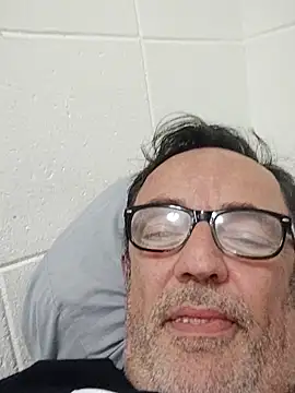 Snapshot of Txacas chatting on October 17, 11:20 pm Txacas online show from October 17, 11:20 pm