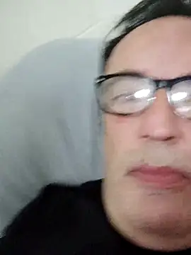 Snapshot of Txacas chatting on October 22, 1:09 am Txacas online show from October 22, 1:09 am