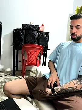 giannis090 online show from November 19, 4:01 am