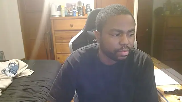 Breadwinnah online show from December 23, 7:06 am