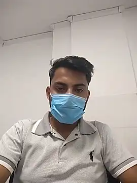 themasklover online show from June 24, 9:23 am