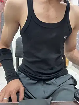 coupleyug online show from March 23, 1:39 pm