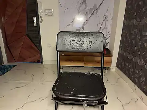 coupleyug online show from April 6, 3:13 pm