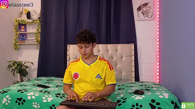 elias steel1 online show from July 7, 9:51 pm