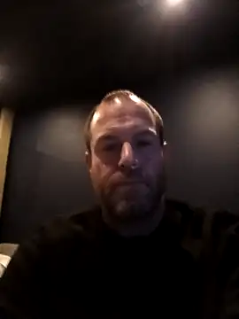 Gunit1979 online show from December 18, 9:11 pm