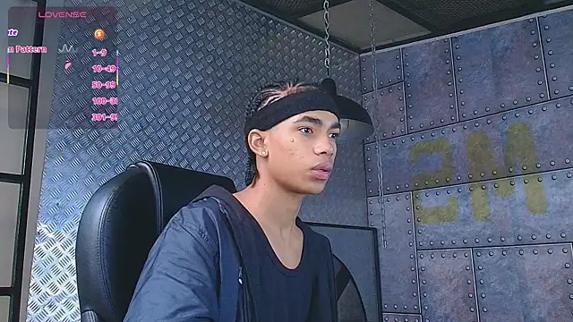 AlanCutee online show from October 4, 11:48 am