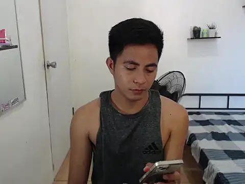 Lloyd wintours online show from October 30, 12:02 am