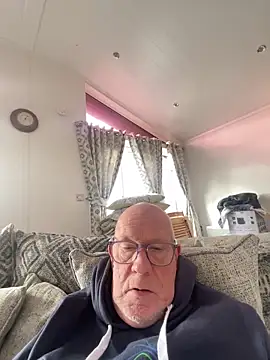 philefc online show from March 11, 11:17 am