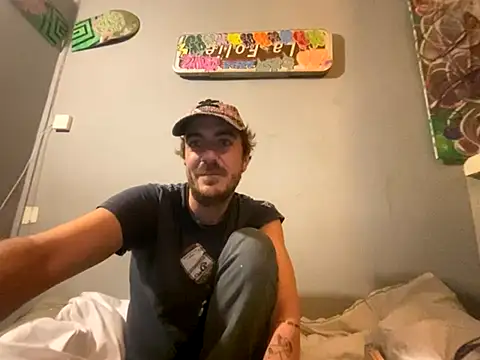 3615-ULLA online show from November 27, 4:27 am