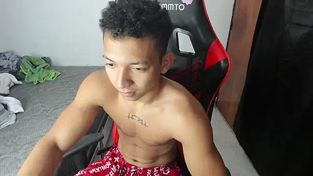 JuanchiT66 online show from February 27, 11:47 pm