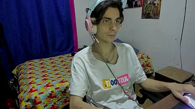 golden ryyan online show from February 10, 6:23 pm