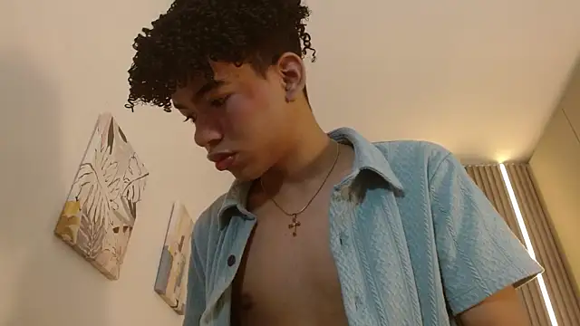 Ivone Rose  online show from October 22, 12:31 pm