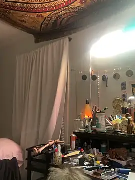 XanderOzzz online show from November 5, 10:50 am