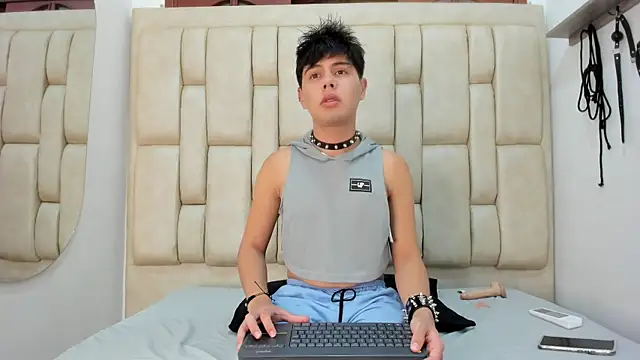 Felipe Cold online show from January 13, 2:27 am