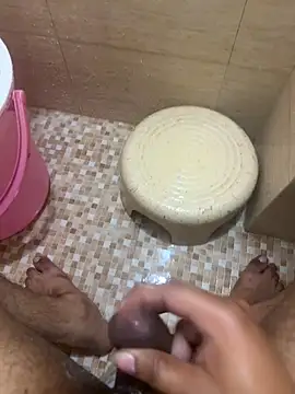 Snapshot of saumon3022 chatting on September 14, 6:48 am saumon3022 online show from September 14, 6:48 am