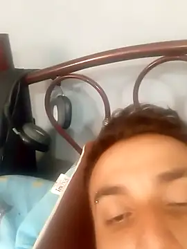 AlexisOrtiz0398 online show from March 9, 1:49 pm