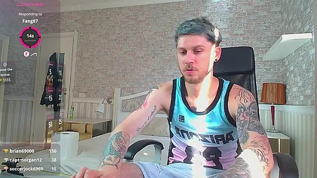 JonahShaw online show from June 3, 2:33 pm
