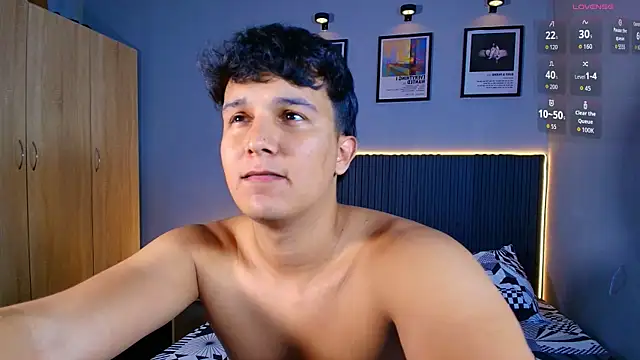 Leo Savage  online show from July 27, 3:35 am