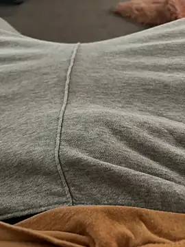 biversboy online show from April 26, 4:37 pm